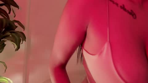 Emilia Big Boobs online show from 03/11/25, 10:09