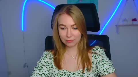 Emilia online show from 05/22/26, 05:36