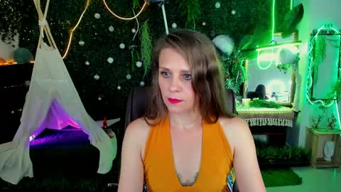 Emilia Bedy online show from 05/27/26, 09:06