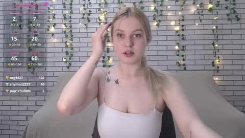 Amili online show from 02/20/25, 07:23