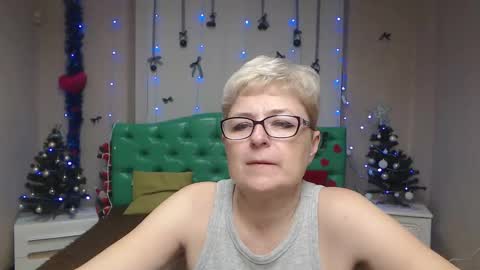 EmiliaGree online show from 01/10/26, 06:09