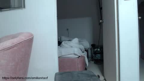 emilianita online show from 10/30/25, 03:41