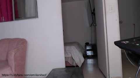 Snapshot of emilianita chatting on 04/24/26, 04:26 emilianita online show from 04/24/26, 04:26