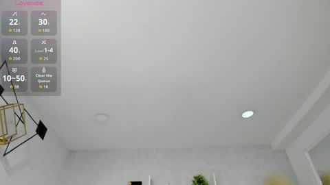 EmiliaRose online show from 05/15/26, 09:55