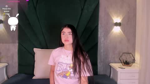 Emilie online show from 04/01/26, 11:33