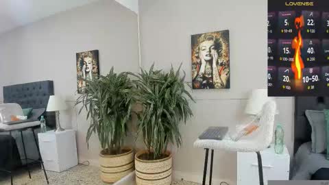 Emilio online show from 10/31/25, 11:00