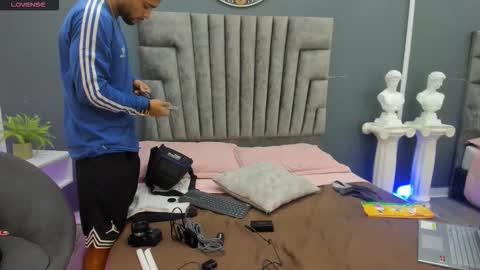 Emilio online show from 03/01/26, 11:45