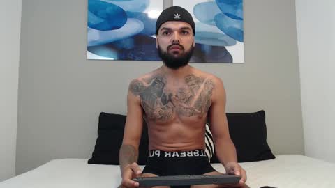 Snapshot of emilio_wolf chatting on 01/07/25, 08:56 EMILIO online show from 01/07/25, 08:56