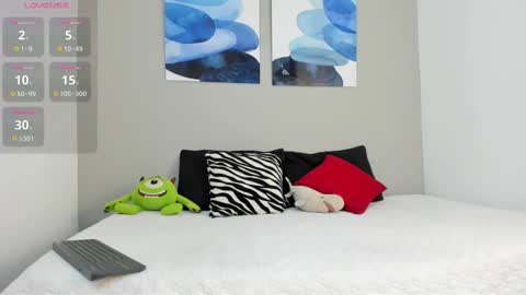 Snapshot of emilio_wolf chatting on 01/19/25, 10:28 EMILIO online show from 01/19/25, 10:28