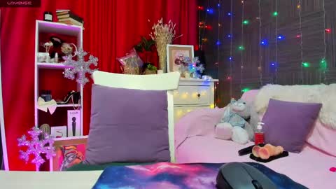 Emiliya online show from 12/08/24, 08:20