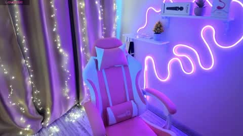 Emiliya online show from 02/24/25, 08:06