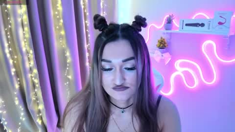 Emiliya online show from 03/08/25, 08:33