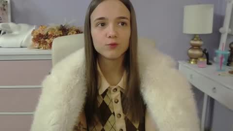 Emilly online show from 02/05/26, 07:57