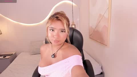 emilly_mell online show from 05/29/26, 12:14