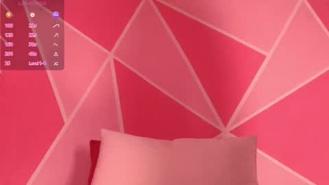 emilly_smiithh online show from 11/21/25, 04:00