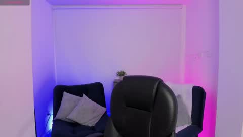 Emily online show from 09/23/25, 03:53