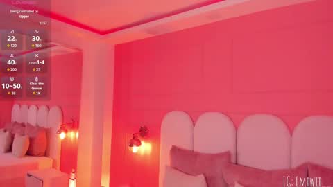 Snapshot of emilly_williamss chatting on 10/08/25, 05:21 Emilly online show from 10/08/25, 05:21