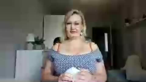 EmillyLove online show from 07/24/26, 07:28