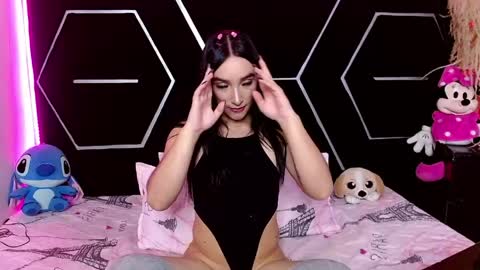 emillystonex online show from 06/04/26, 06:36