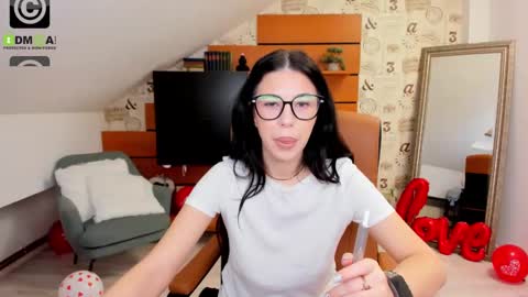 EmillyTaylor online show from 03/06/25, 04:41