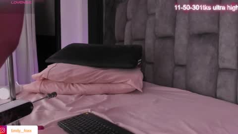 Emily online show from 03/12/25, 12:04