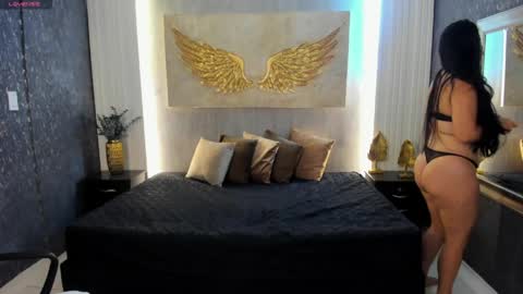 Snapshot of emily__browm chatting on 04/02/26, 11:30 Emily online show from 04/02/26, 11:30