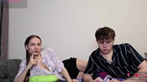 emily_and_ilumi online show from 12/04/25, 05:43