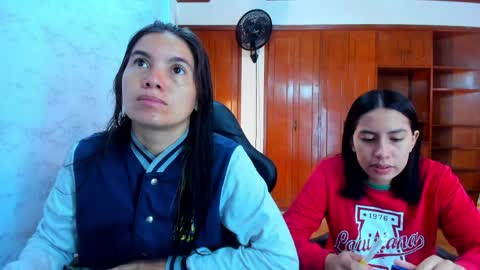 Emily and Soffy online show from 04/01/26, 12:39