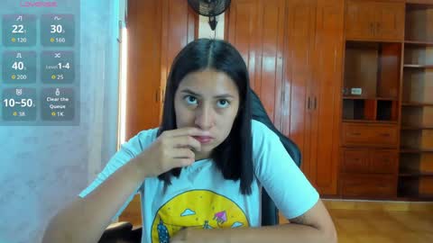 Emily and Soffy online show from 05/08/26, 01:05