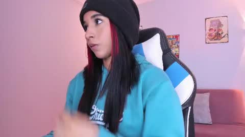 emily_bruss online show from 07/08/26, 07:29