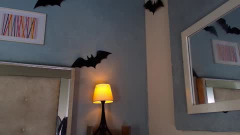 emily_castillo1_ online show from 12/03/25, 04:42