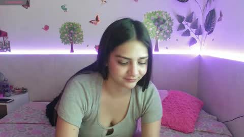 emily_cooper_t online show from 12/04/25, 02:10