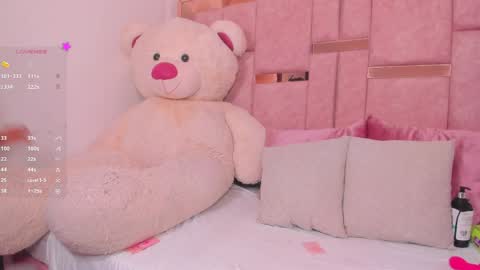  M I A   online430pm- 930pm online show from 03/31/26, 08:42