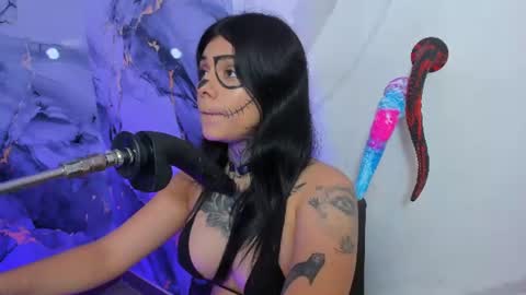 Snapshot of emily_evol chatting on 07/18/26, 12:20 emily_evol online show from 07/18/26, 12:20