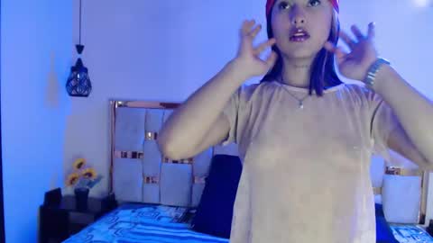 emily fox 3 online show from 01/31/25, 12:18