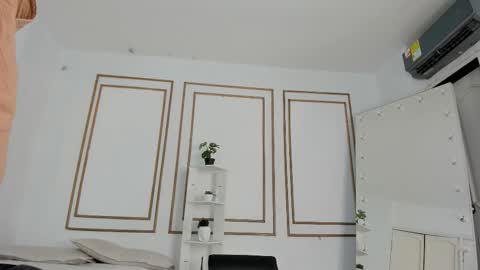 emily_gaviria1 online show from 03/15/26, 12:22