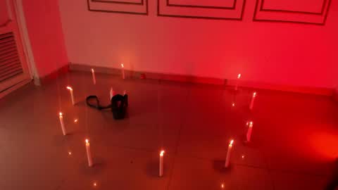 emily_gaviria1 online show from 04/10/26, 12:32