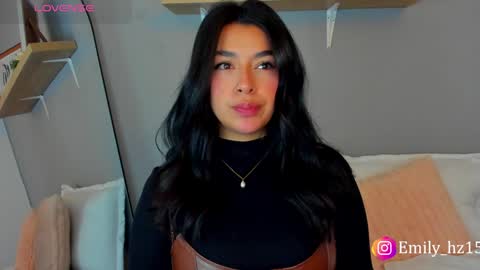 Snapshot of emily_haze chatting on 02/07/25, 10:50 Emily online show from 02/07/25, 10:50