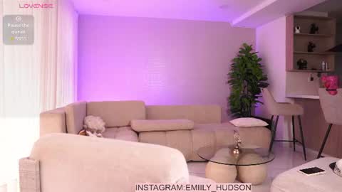 independet model online show from 07/08/26, 08:13