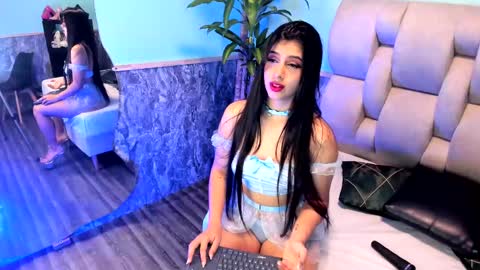 Emily online show from 02/13/25, 12:21