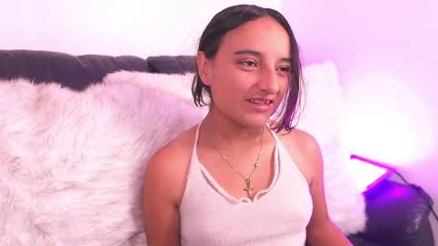 mily online show from 04/16/26, 04:30