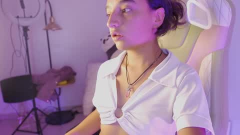 mily online show from 06/04/26, 07:09