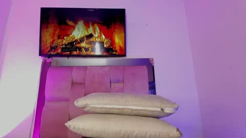 emily lady20  Independient modelIndependiente online show from 01/20/25, 12:04