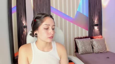 Emily online show from 09/19/25, 03:56