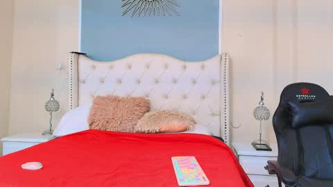 Emily online show from 11/18/25, 12:27