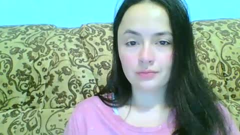 Snapshot of emily_morning_dew chatting on 01/17/25, 05:53 emily_morning_dew online show from 01/17/25, 05:53