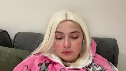 Snapshot of emily_morning_dew chatting on 11/13/25, 10:41 emily_morning_dew online show from 11/13/25, 10:41