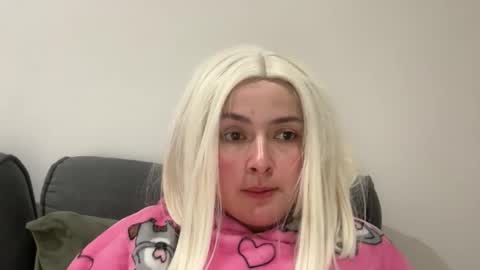 Snapshot of emily_morning_dew chatting on 11/16/25, 03:06 emily_morning_dew online show from 11/16/25, 03:06