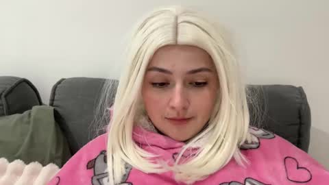 Snapshot of emily_morning_dew chatting on 11/24/25, 01:55 emily_morning_dew online show from 11/24/25, 01:55