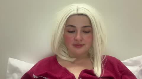 emily_morning_dew online show from 02/05/26, 10:47